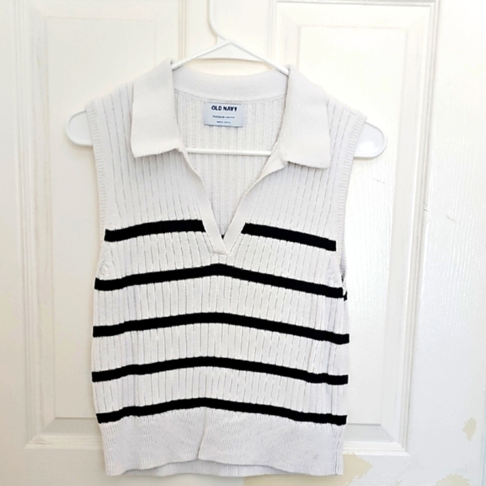 Old Navy Black and White Striped Knit Vest